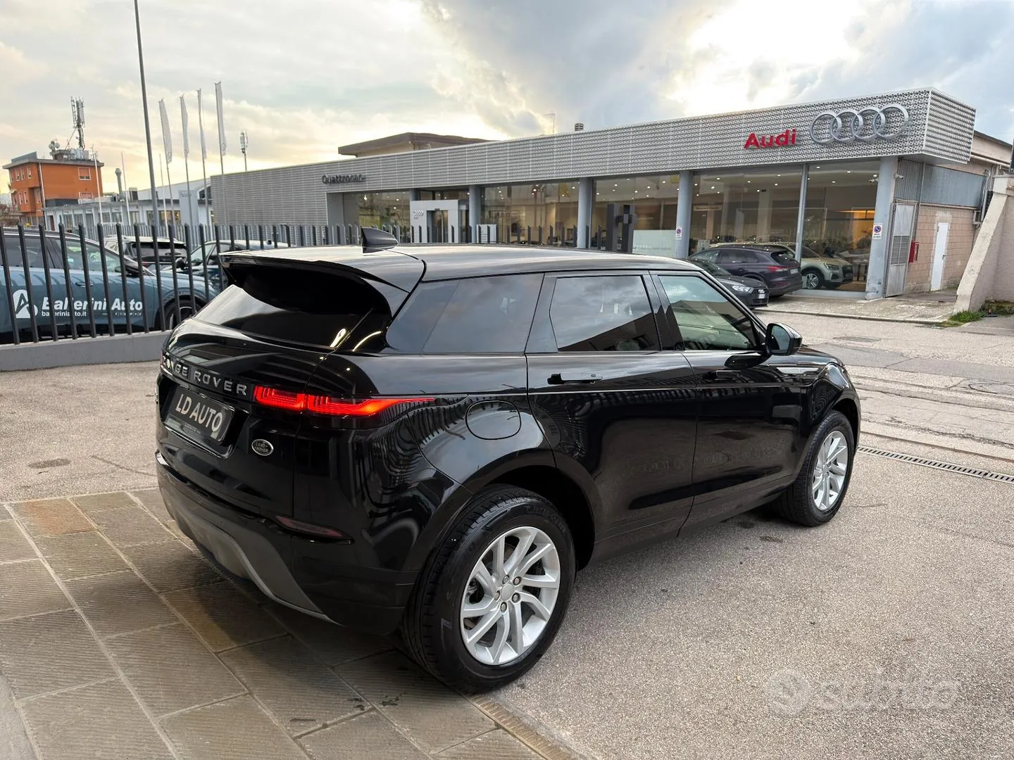 Land Rover Range Rover Evoque 2020 photo 5