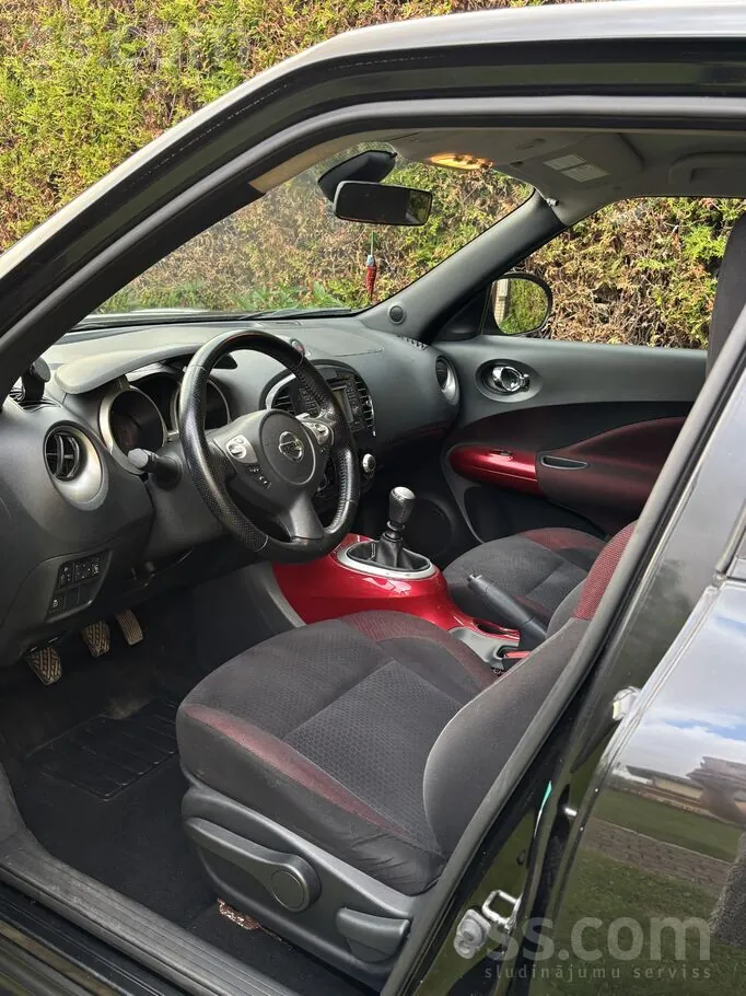 Nissan Juke 2011 photo 5