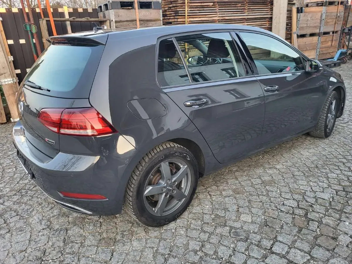 Volkswagen Golf 2018 photo 3