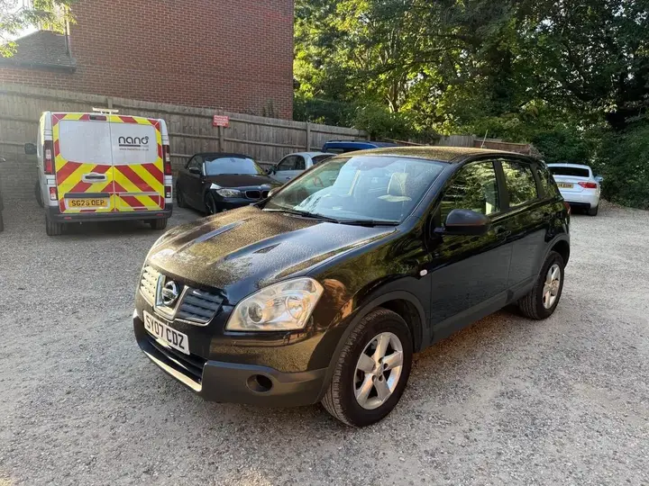 Nissan Qashqai 2007 photo 2