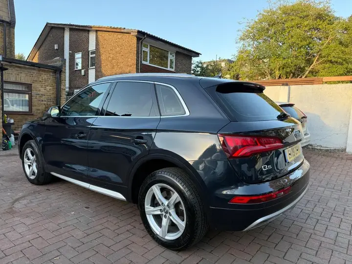 Audi Q5 2019 photo 5