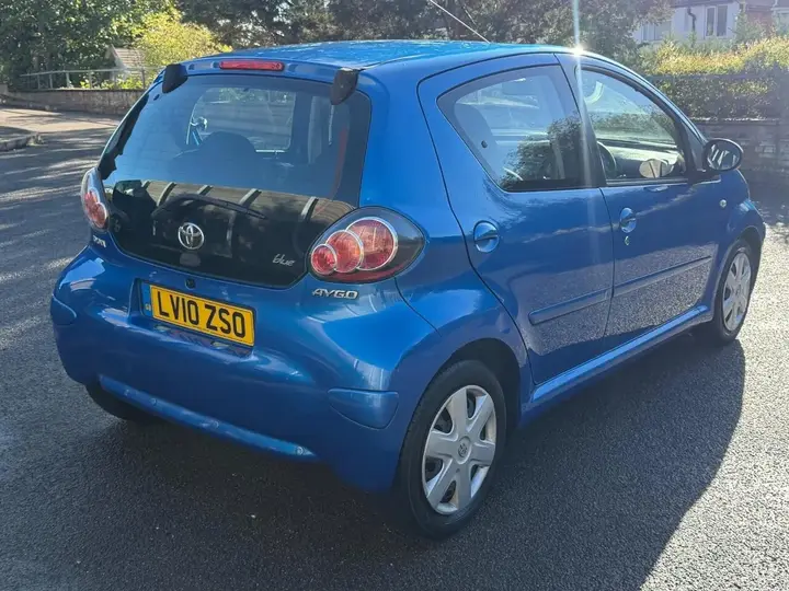 Toyota Aygo 2010 photo 5