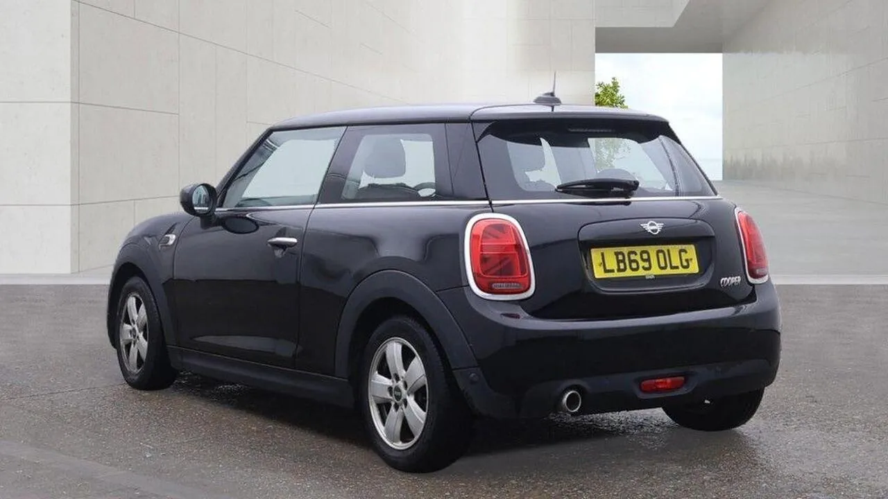 Mini Cooper Hatch 2019 photo 4