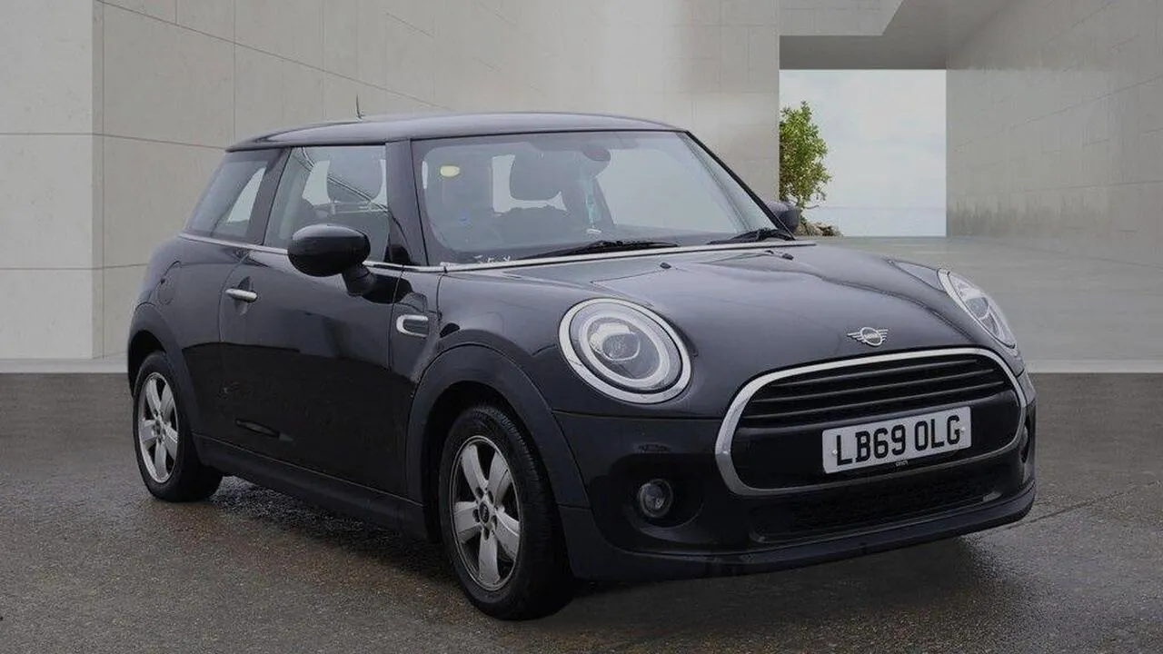 Mini Cooper Hatch 2019 photo 2