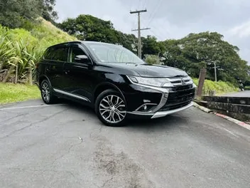 Mitsubishi Outlander 2016 photo 2
