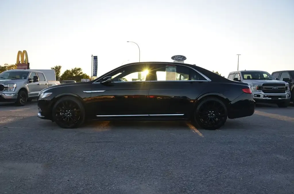 Lincoln Continental 2019 photo 3
