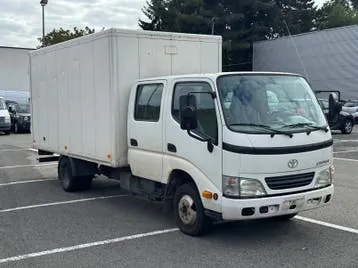 Toyota Dyna 2001 photo 2