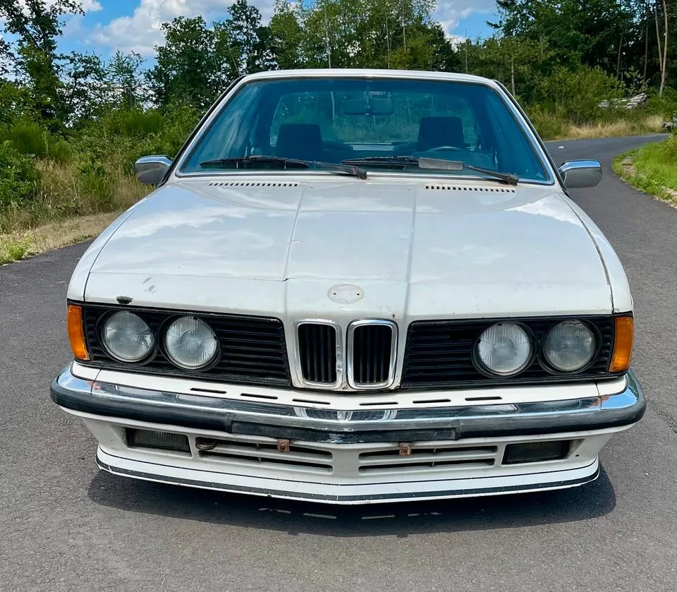 BMW E24