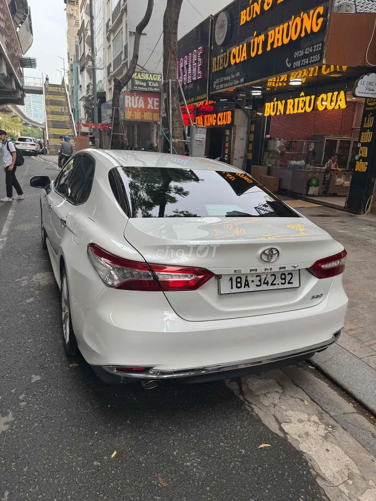 Toyota Camry 2020 photo 3