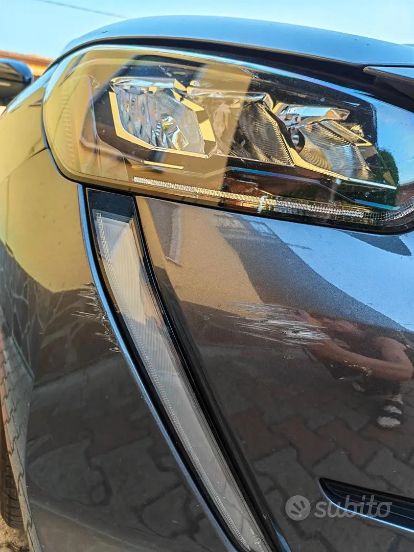 Peugeot 208 2022 photo 4