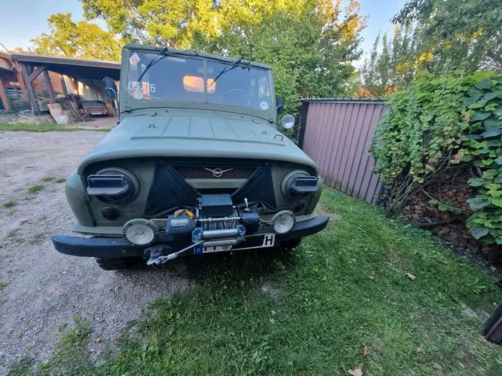 UAZ 469B