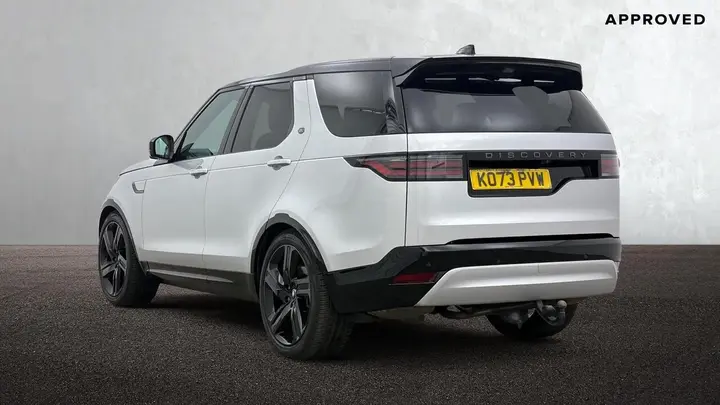 Land Rover Discovery 2024 photo 2
