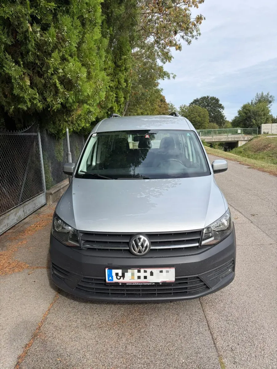 Volkswagen Caddy 2018 photo 2