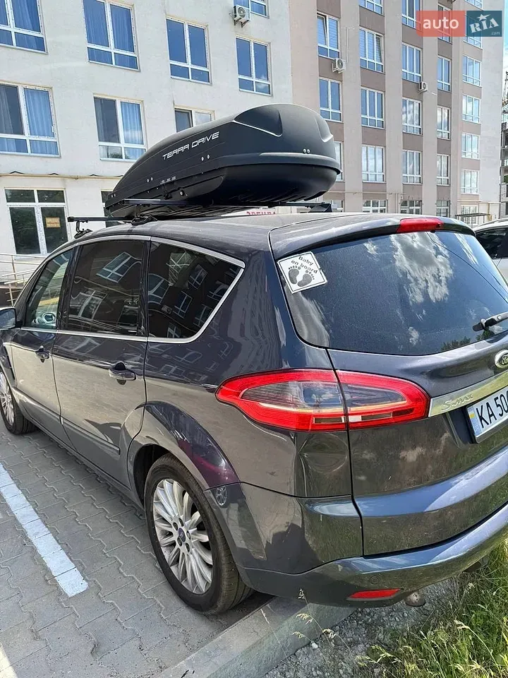Ford S-Max 2011 photo 4