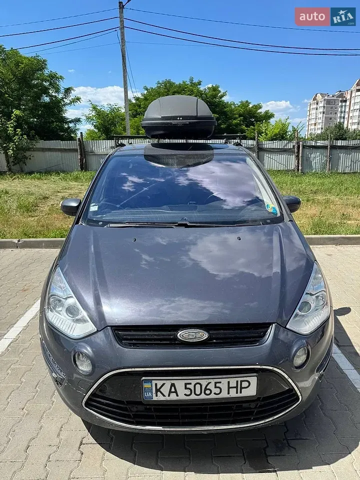 Ford S-Max