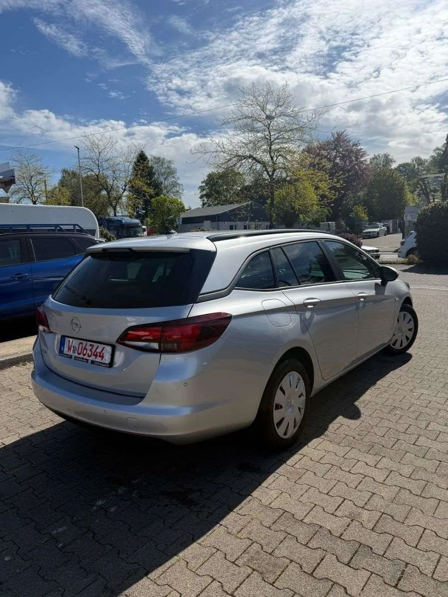 Opel Astra 2019 photo 4