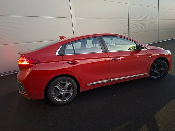 Hyundai Ioniq 2017 photo 3