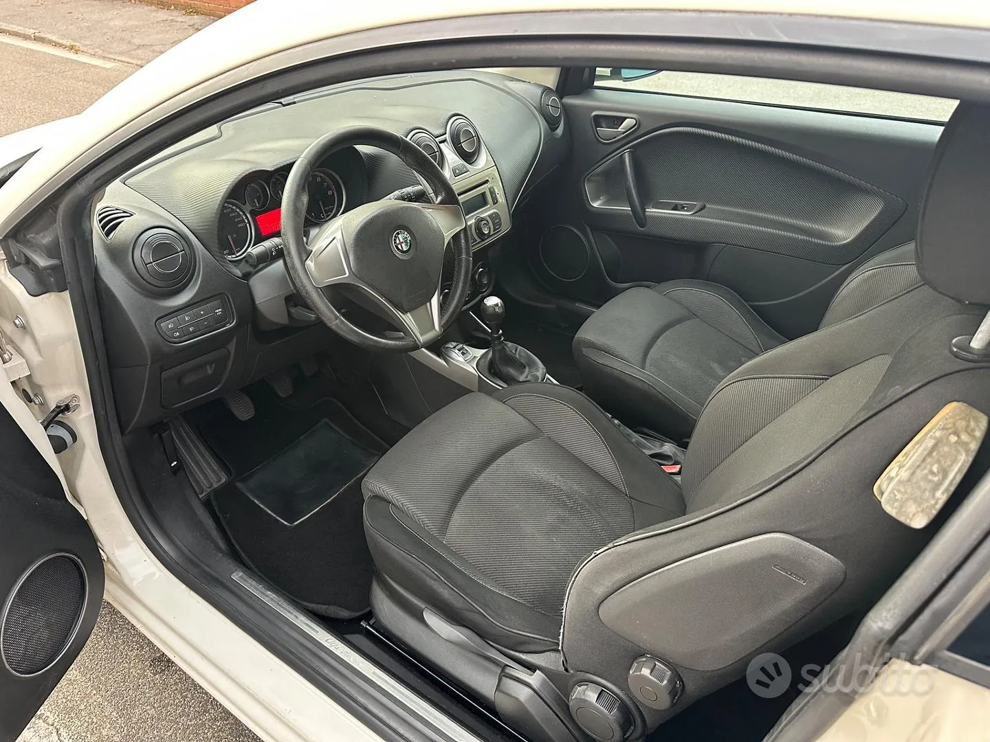 Alfa Romeo Mito 2010 photo 4