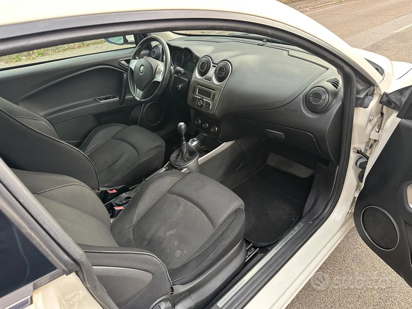 Alfa Romeo Mito 2010 photo 5