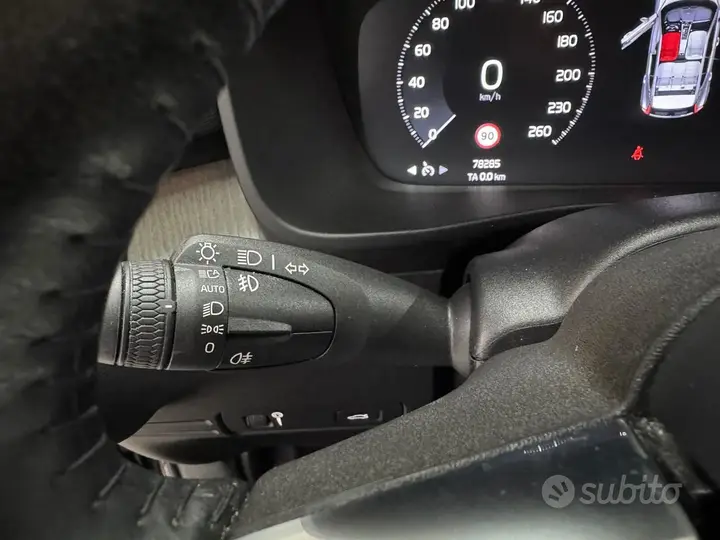 Volvo Xc40 2020 photo 4