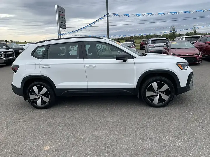 Volkswagen Taos 2025 photo 5
