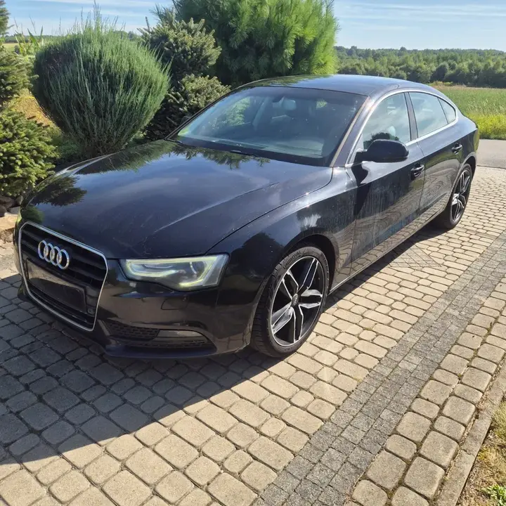 Audi A5 2012 photo 2