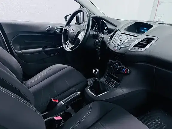 Ford Fiesta 2016 photo 5