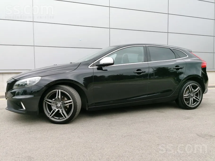 Volvo V40 2016 photo 2