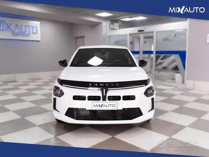 Lancia Ypsilon 2025 photo 2
