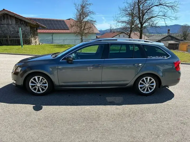 Skoda Octavia 2015 photo 3