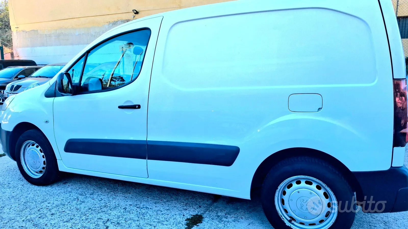 Peugeot Partner 2013 photo 4