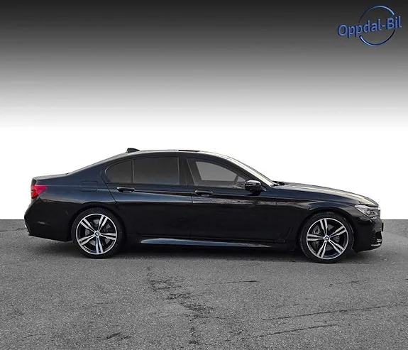 BMW 750I 2017 photo 4