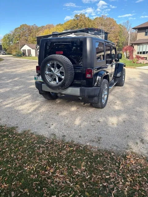 Jeep Wrangler Unlimited 2010 photo 3