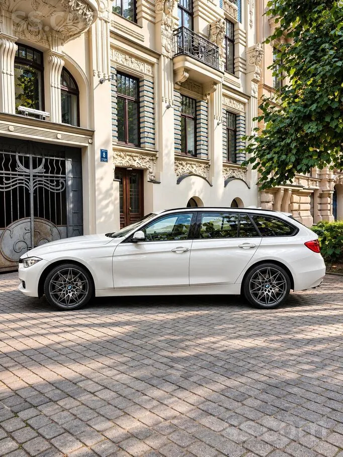 BMW 318D 2014 photo 3
