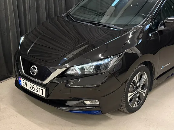 Nissan Leaf 2018 photo 2