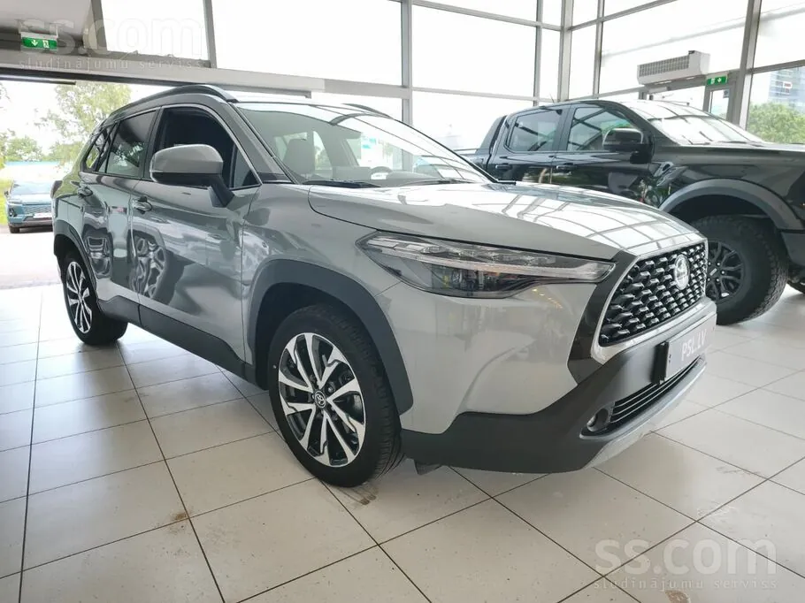 Toyota Corolla Cross 2025 photo 2