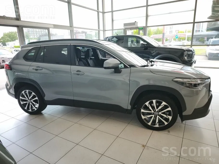 Toyota Corolla Cross 2025 photo 5