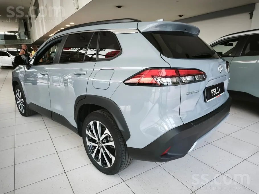 Toyota Corolla Cross 2025 photo 3