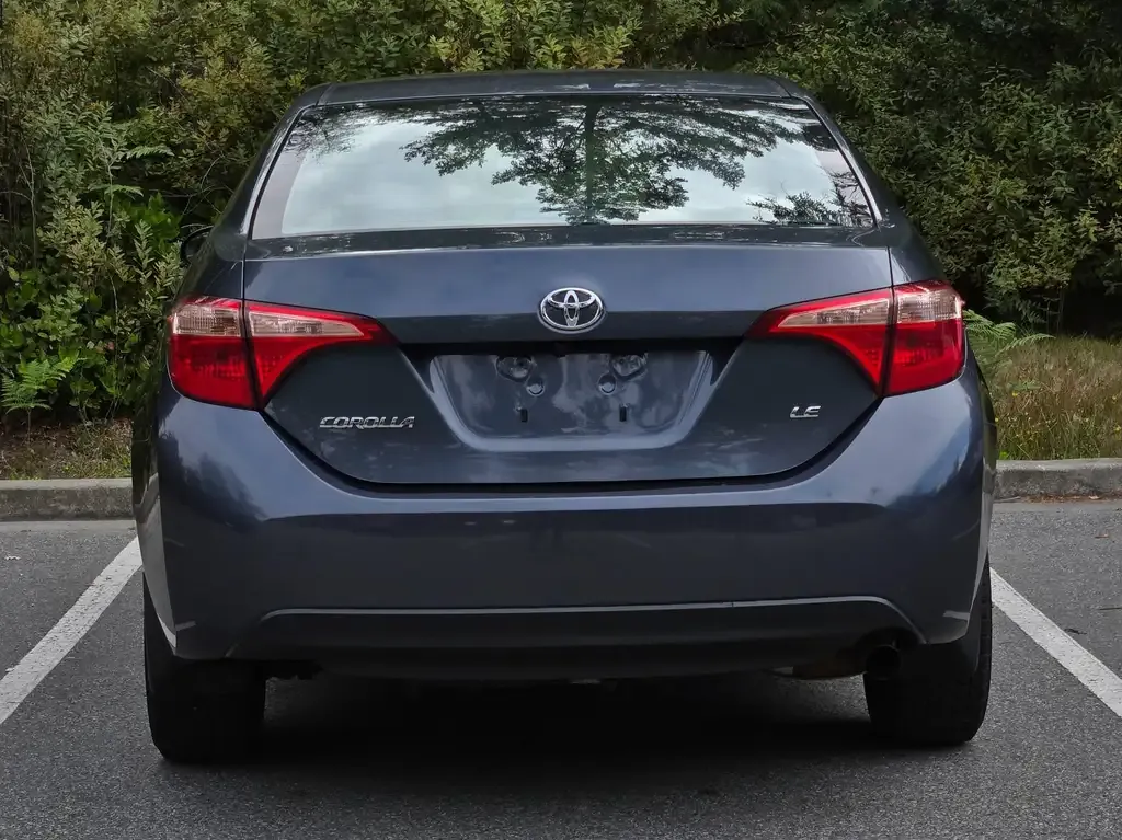 Toyota Corolla 2018 photo 2