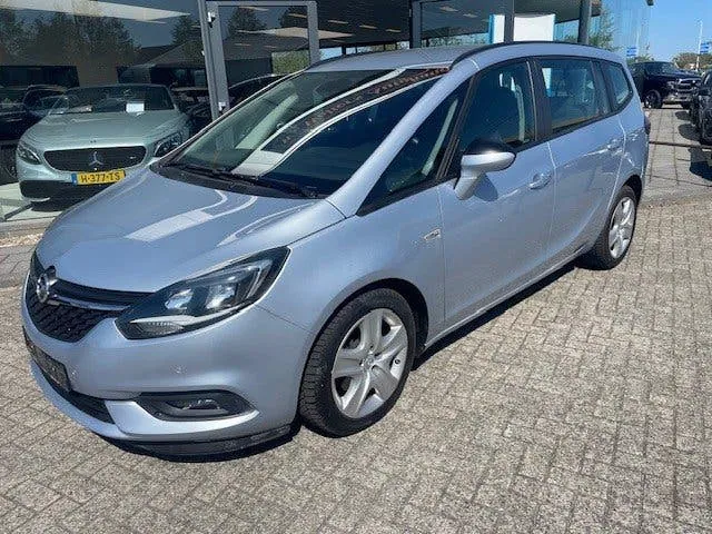 Opel Zafira 2017 photo 2