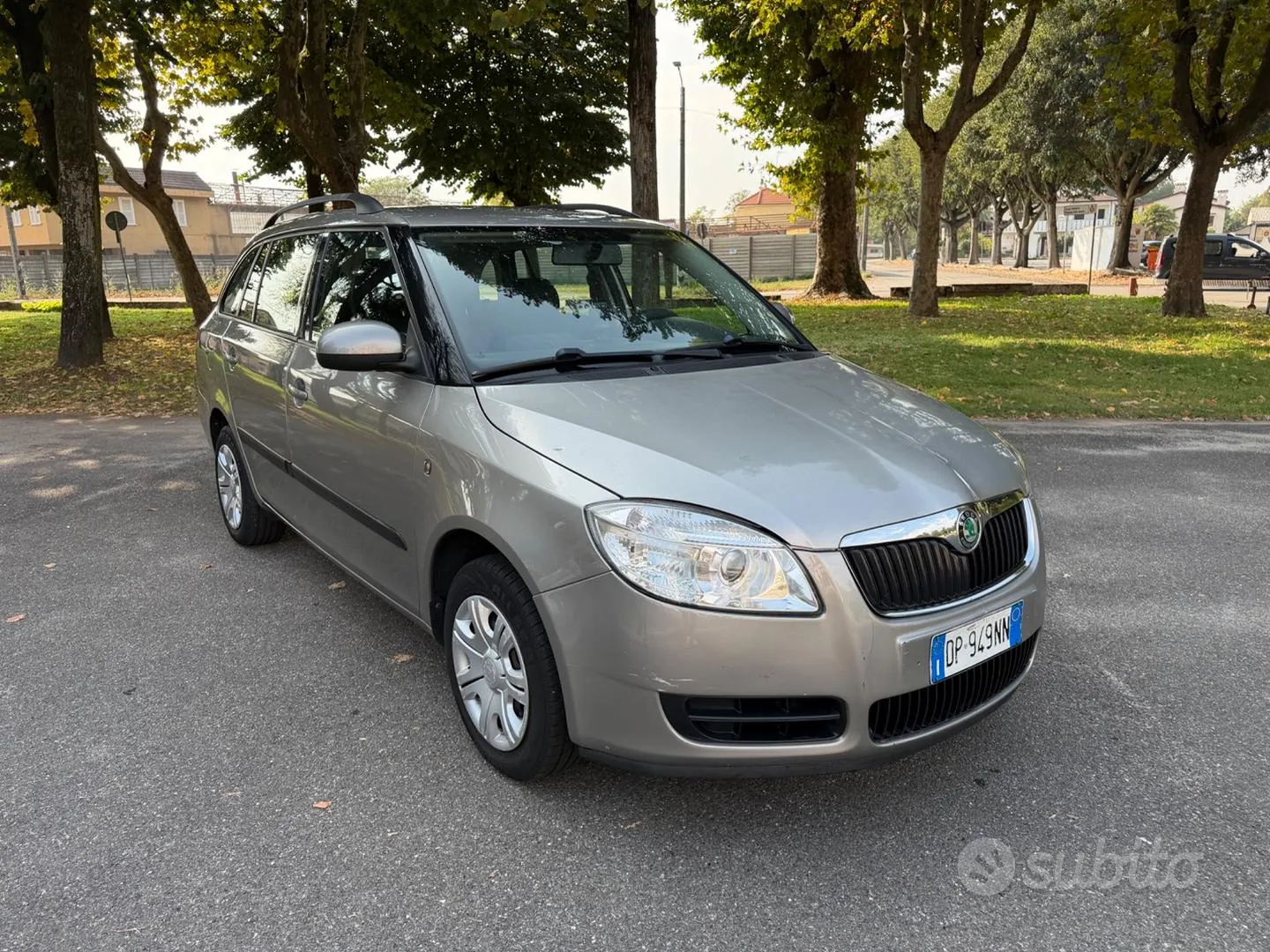 Skoda Fabia 2008 photo 2