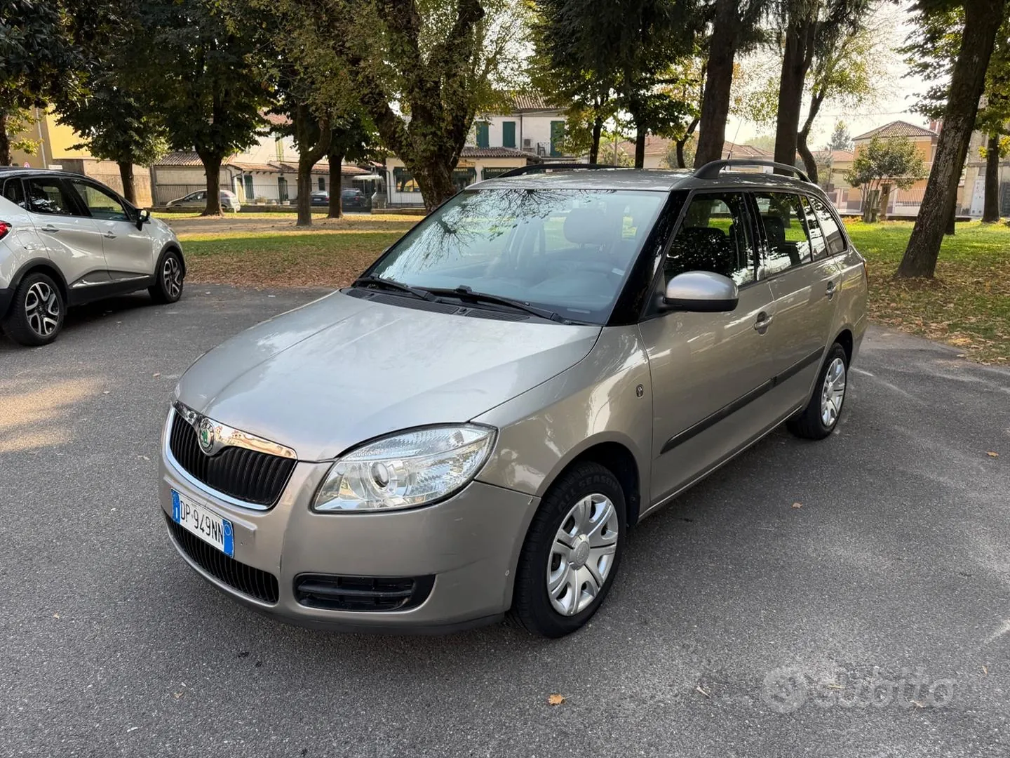 Skoda Fabia 2008 photo 3