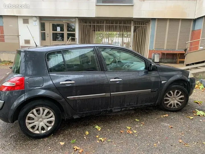 Renault Megane 2006 photo 2