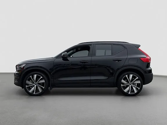 Volvo Xc40 2022 photo 2