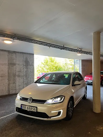 Volkswagen Golf 2019 photo 3