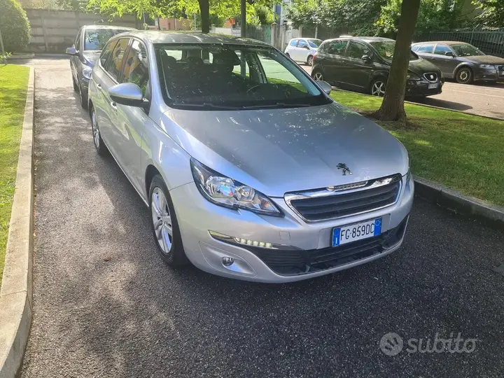 Peugeot 308 2017 photo 5