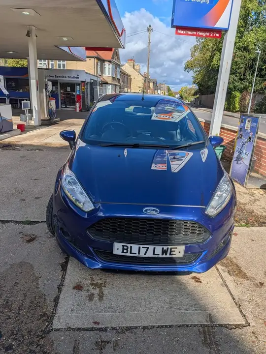 Ford Fiesta 2017 photo 2