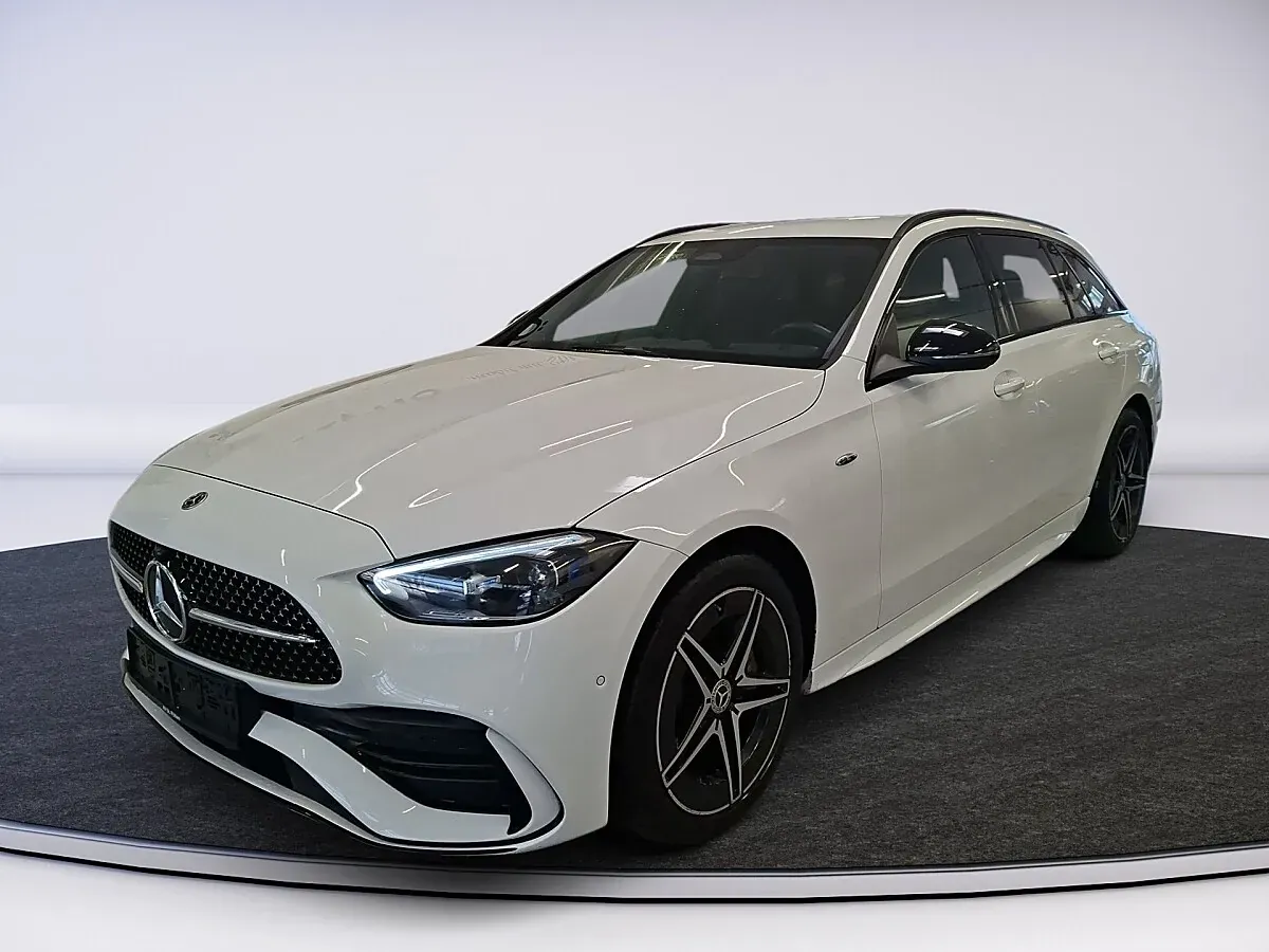 Mercedes-Benz C-Class 2025 photo 2