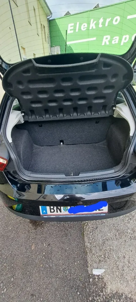 Seat Ibiza 2015 photo 3