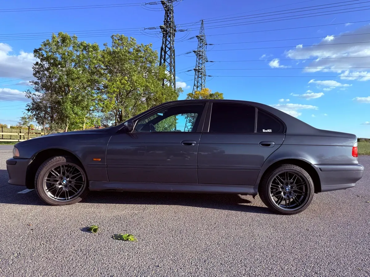 BMW 5 Series 2000 photo 3